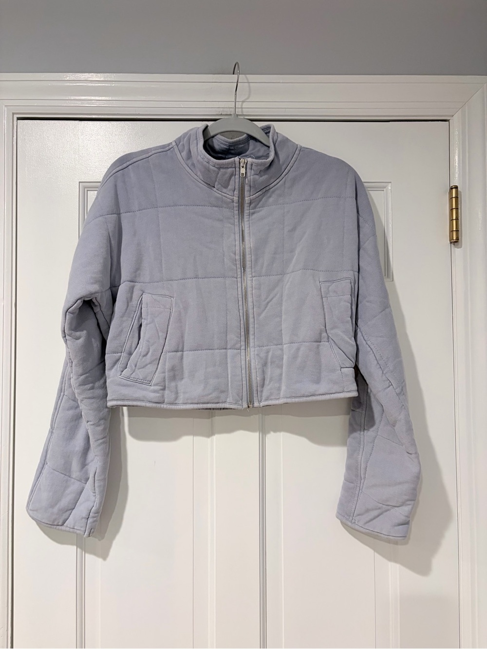 Forever 21 Light Blue Quilted Cropped Puffer Jacket Full Zip Women’s Small